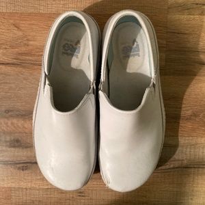 White nursing shoes